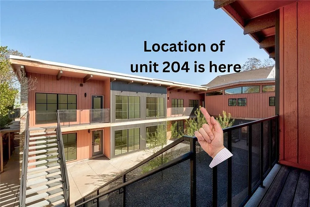 2 bed, 955 sqft, $2,450 — Photo 2