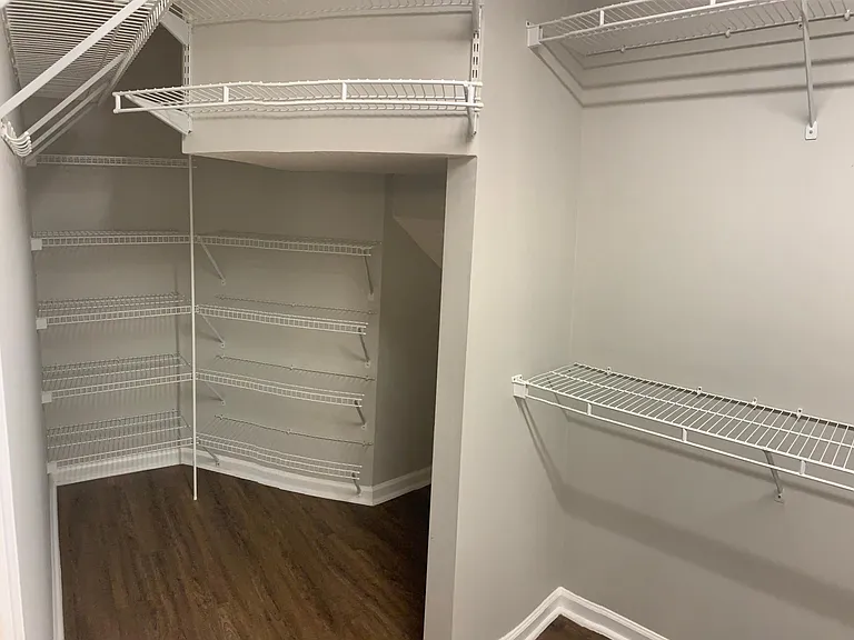 3517 Bay Island Cir — Photo 14