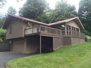 2913 Clearview Dr, Lexington, OH 44904