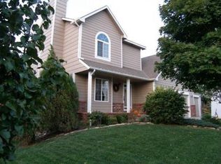 814 Hawthorne Dr, Derby, KS 67037