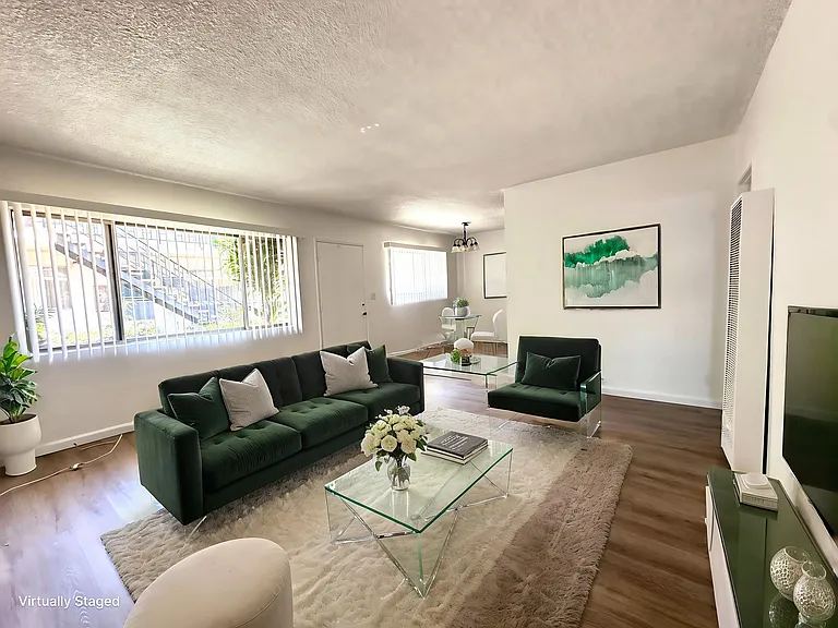 365 W Milford St #3 — Photo 1