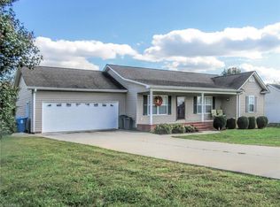 156 Polaris Dr, Mocksville, NC 27028