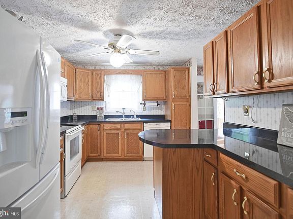 2nd image of 312 Mount Royal Ave