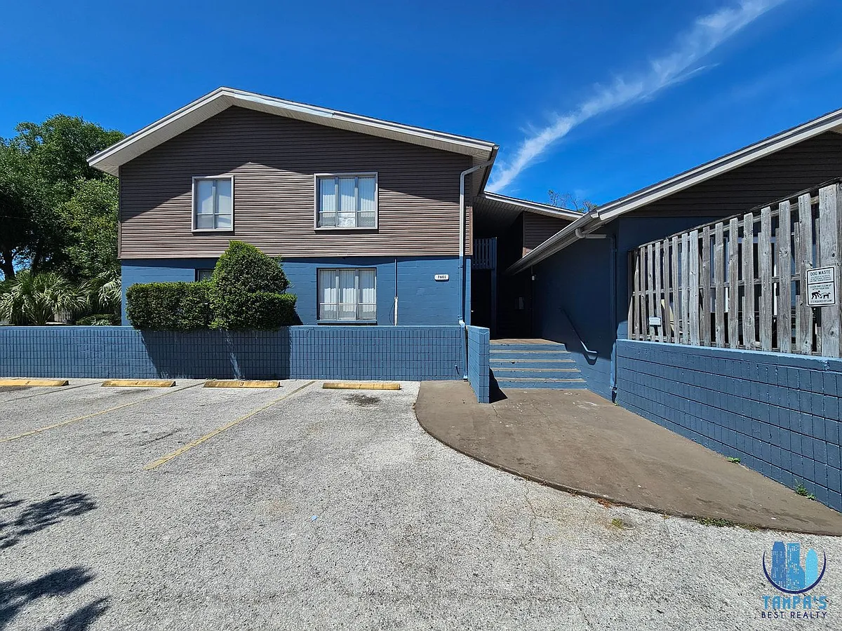 Building Photo - 7601 Paula Dr #3