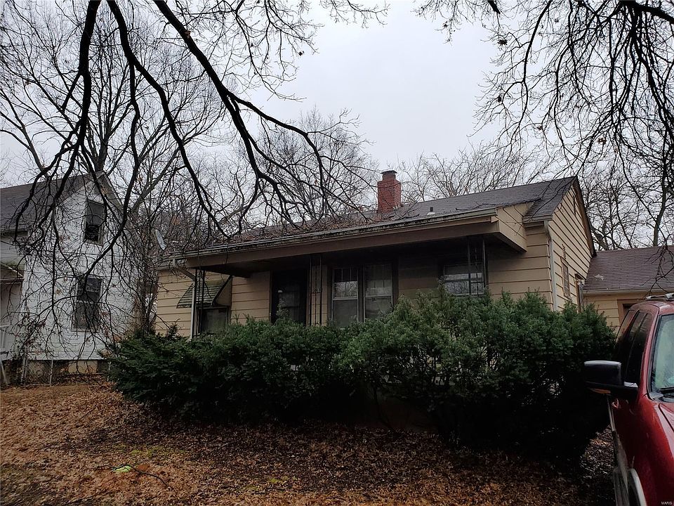 1st image of 8814 Corwin Dr