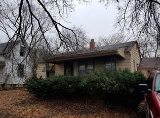 8814 Corwin Dr, Saint Louis, MO 63136