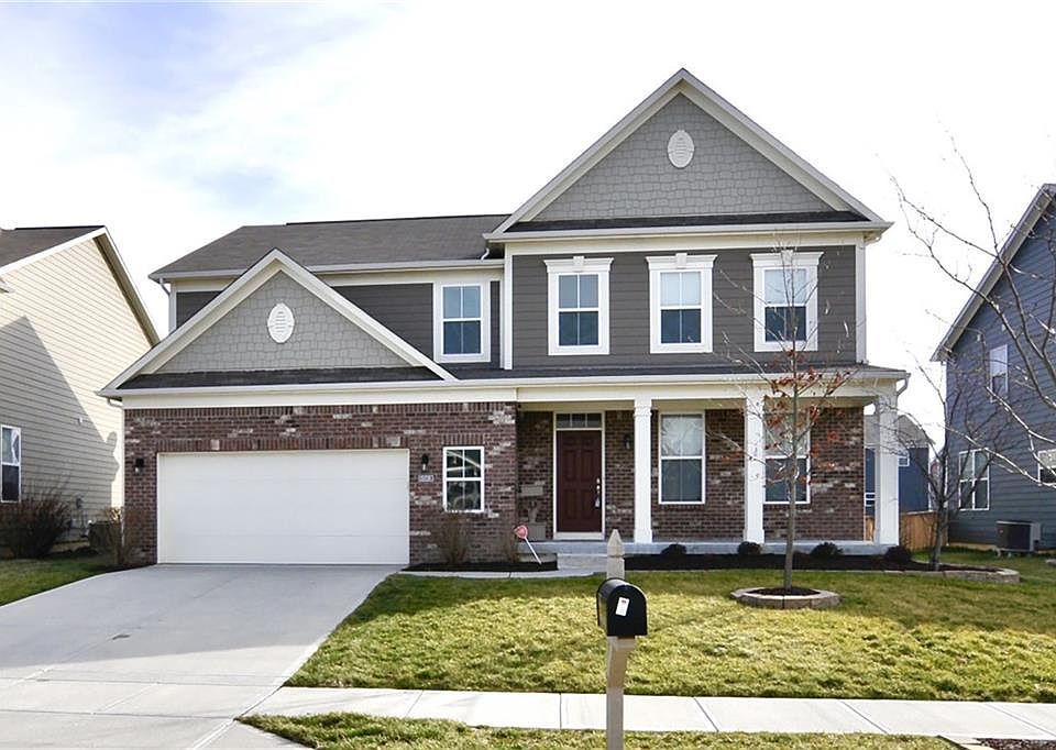 1st image of 15728 Millwood Dr