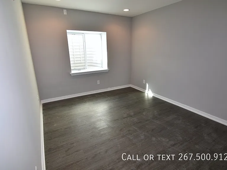 1924 Geary St #9 — Photo 5