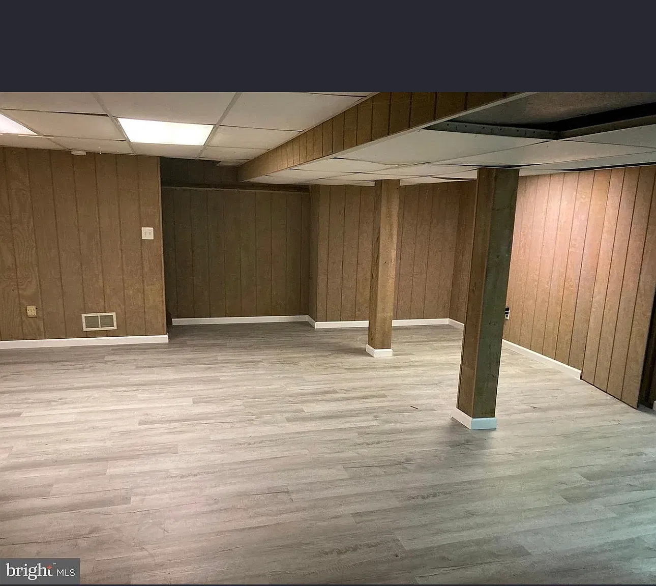 3 bed, 2500 sqft, $5,000 — Photo 3
