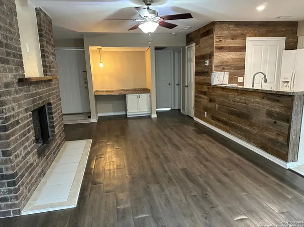 2542 BABCOCK RD #E103, San Antonio, TX 78229