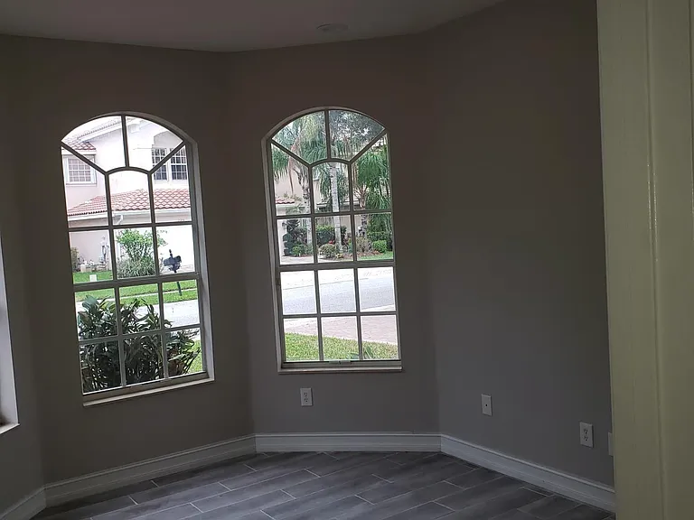 11266 Millpond Greens Dr — Photo 12