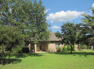 151 Santa Fe Rdg, Seguin, TX 78155