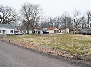616 S Jackson St, Millstadt, IL
