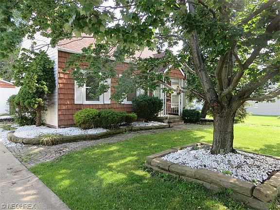 3rd image of 615 Tyler Ave