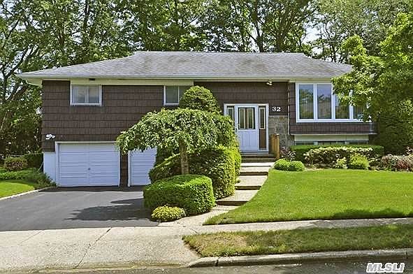 1st image of 32 Melbourne Ln