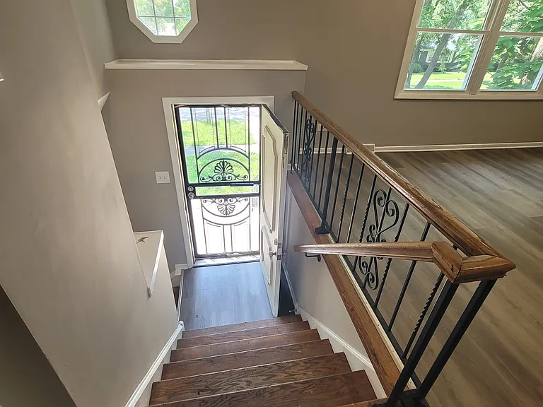 21549 Jeffery Ave — Photo 6