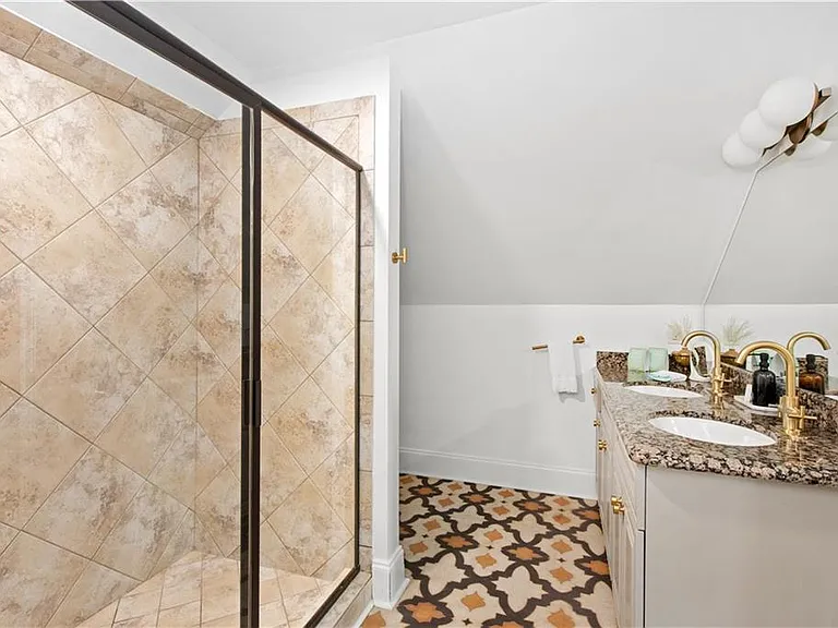 174 Estoria St SE — Photo 33