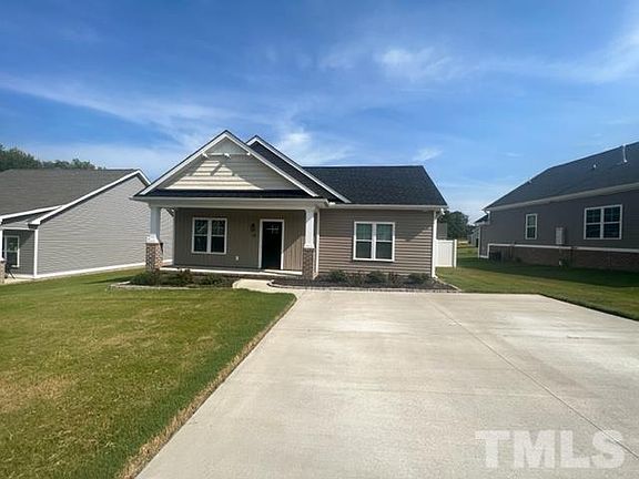 2nd image of 75 Wildberry Dr