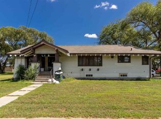 316 Iowa St, Waterloo, IA 50703