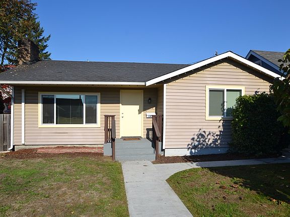 3rd image of 1919 4th St