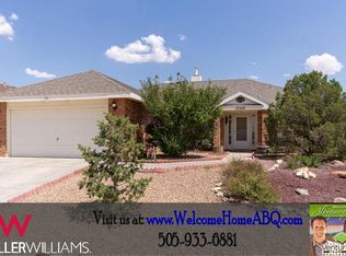 28 Juniper Ave, Los Lunas, NM 87031