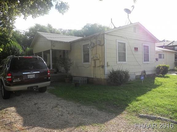 2nd image of 1802 Mulford St
