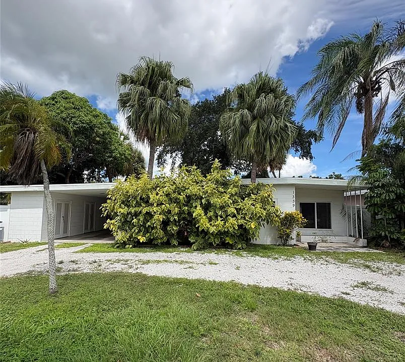 1339 Royal Palm Dr S