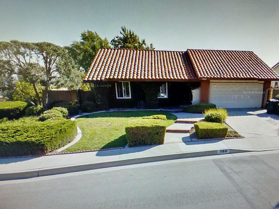 1st image of 19840 Vista Hermosa Dr