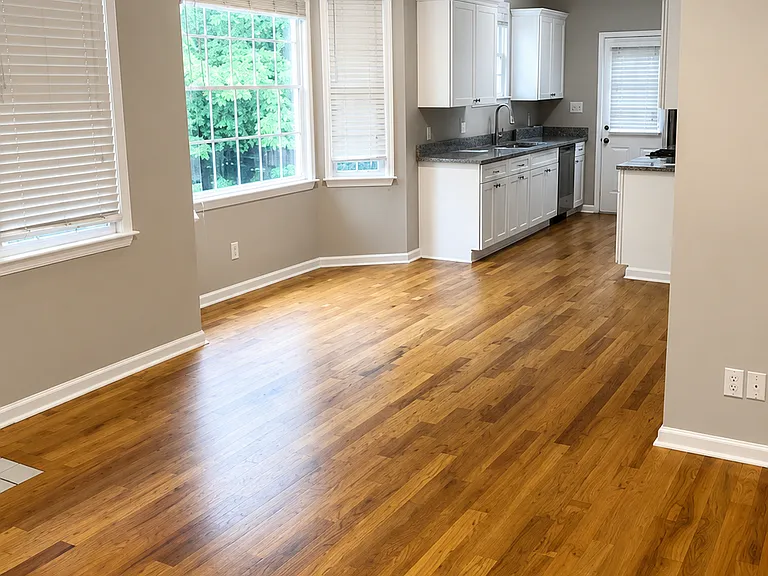 110 Chester Ave SE — Photo 2