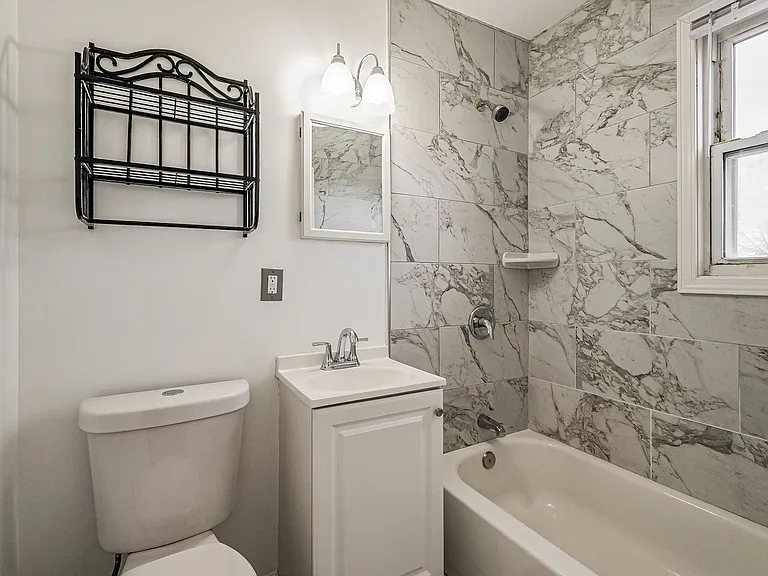5020 Astor Pl SE — Photo 11