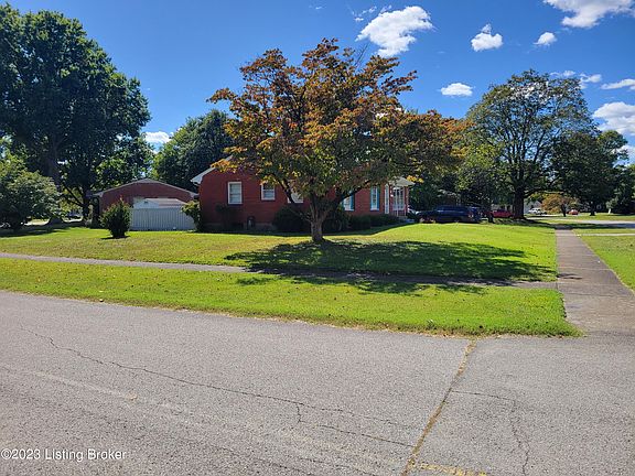 4th image of 3138 Sudbury Ln