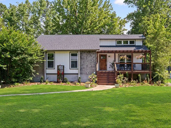 214 10th Ave NE, Arab, AL 35016