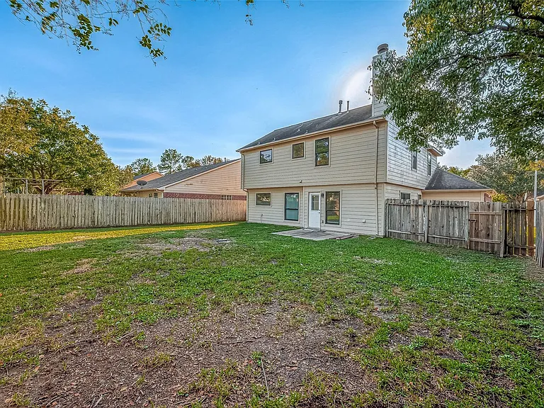 15314 Chestnut Falls Dr — Photo 26