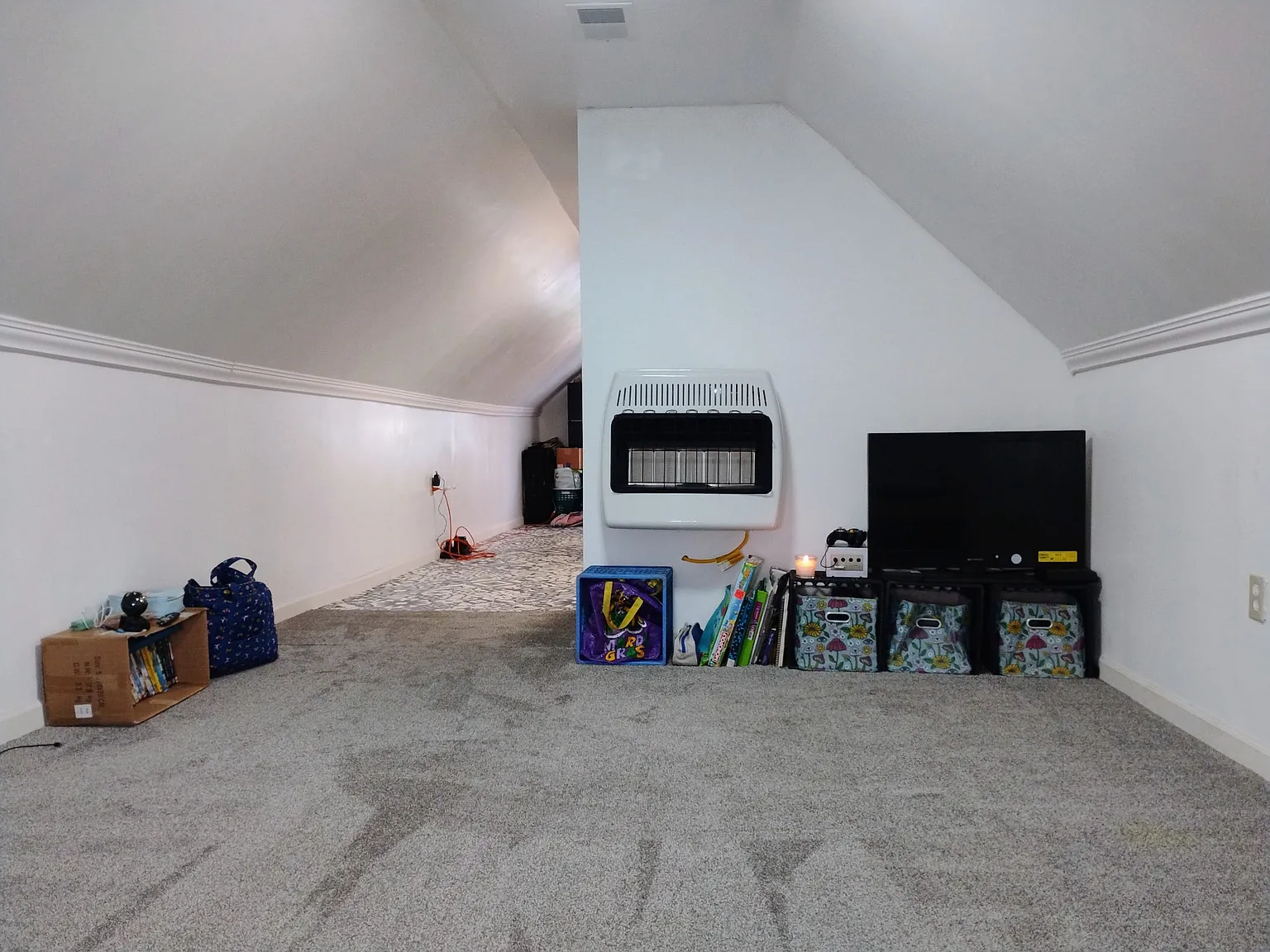 Studio, 600 sqft, $750 — Photo 2