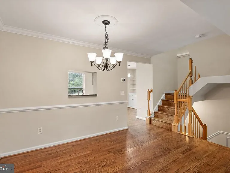 917 Rolfe Pl — Photo 27