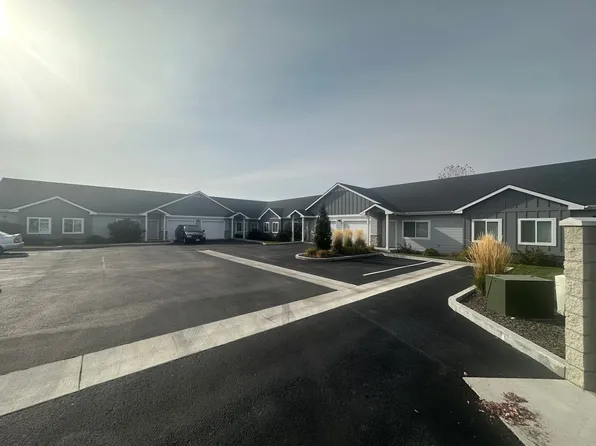 Quail Run - West 4plex, 2033 E Quail Run Rd APT 2, Emmett, ID 83617