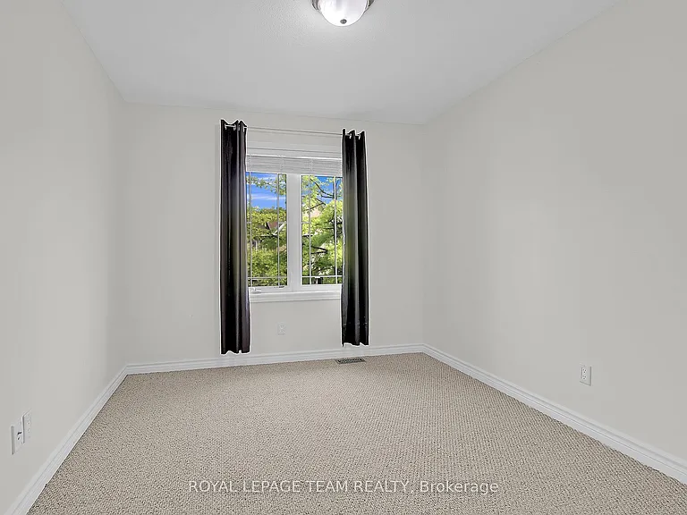 159 Tacom Cir — Photo 8