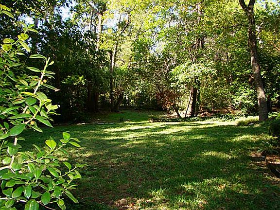 5th image of 3923 Belvoir Cir