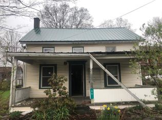 65 Main St, Hop Bottom, PA 18824