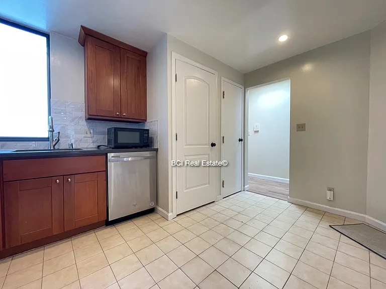 5522A California St #A — Photo 14