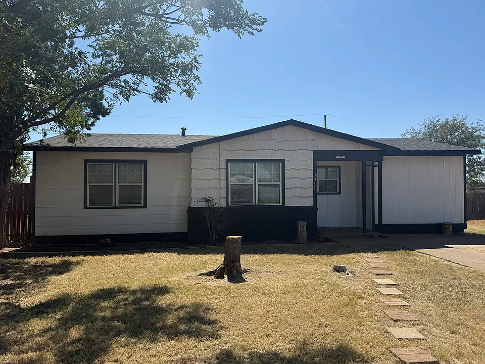 3911 Gaston Dr