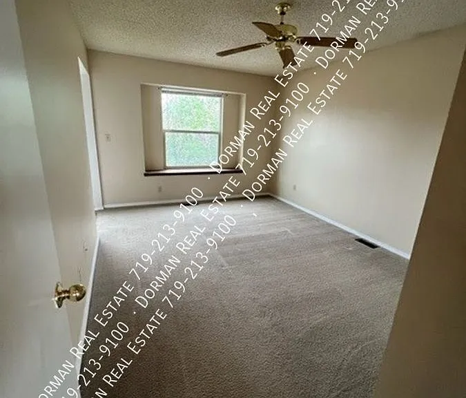 1275 Grass Valley Dr — Photo 9