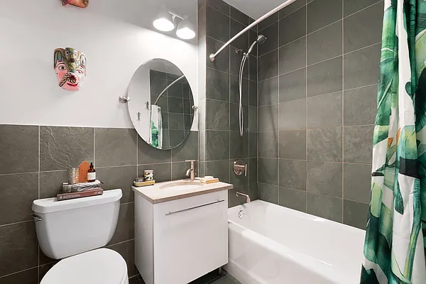 Rented by Compass | media 19