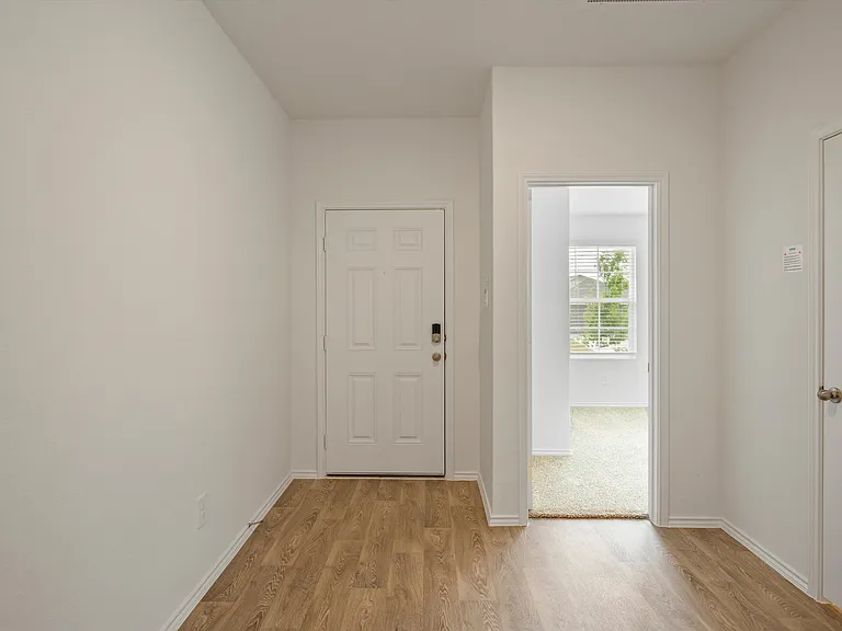 313 Cottonmouth Ln — Photo 7