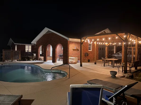 1065 County Road 421, Poplar Bluff, MO 63901