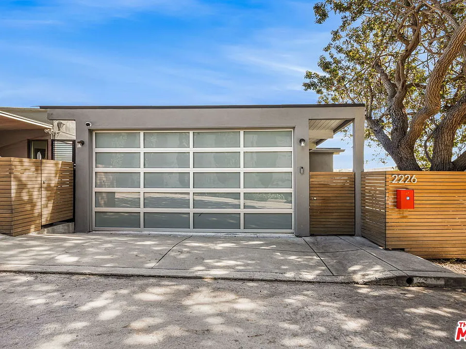 2226 Ronda Vista Dr