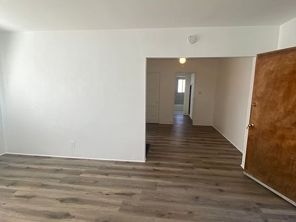 3rd image of 2368 Eucalyptus Ave APT 1