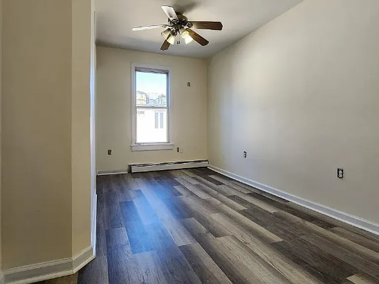 431 Madison Ave — Photo 5