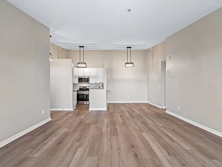 Cherry Tree Village Apartments — Photo 125