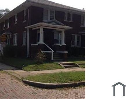 1st image of 716 Cushing St